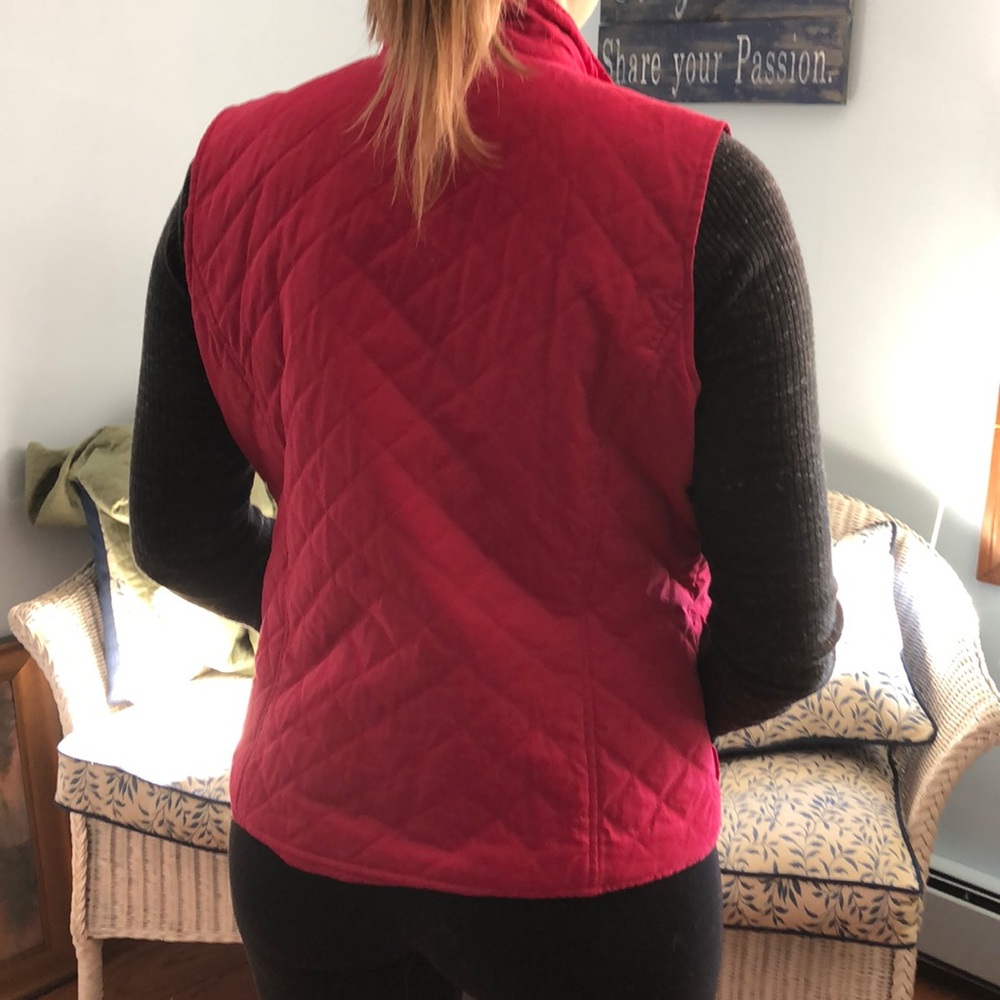 Liz Claiborne puffer vest - Picture 2 of 4